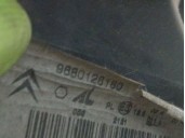 Recambio de faro derecho para citroën c2 1.4 referencia OEM IAM 9880128180 620670 