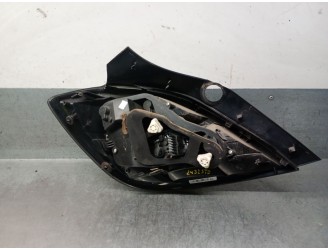 Recambio de piloto trasero derecho para opel astra h ber. 1.7 16v cdti referencia OEM IAM 13222325 1222356 