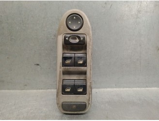 Recambio de mando elevalunas delantero izquierdo para citroën c5 berlina 2.0 hdi cat (rhr / dw10bted4) referencia OEM IAM 965143