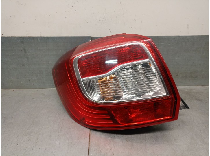 Recambio de piloto trasero izquierdo para dacia sandero ii 1.2 16v cat referencia OEM IAM 265554085R 265554085R 