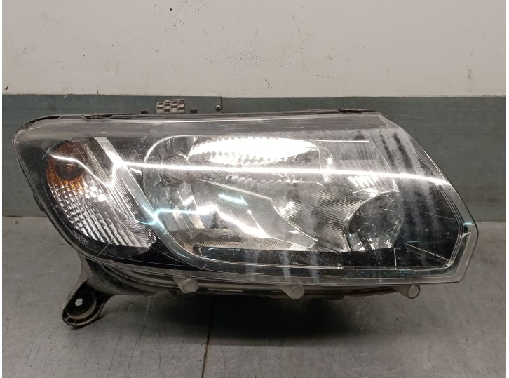 Recambio de faro derecho para dacia sandero ii 1.2 16v cat referencia OEM IAM 260107615R 260105344R 