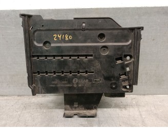 Recambio de caja reles / fusibles para ford transit connect v408 furgoneta/monovolumen 1.5 tdci referencia OEM IAM 1802319041 18