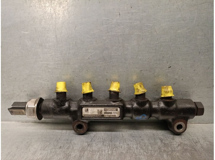 Recambio de rampa inyectora para peugeot 206 sw 1.4 hdi referencia OEM IAM 9654592680 1570G2 