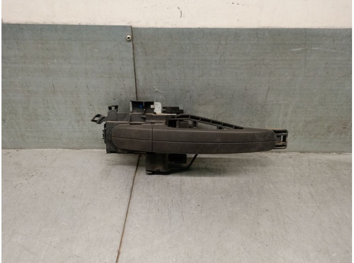 Recambio de maneta exterior porton para ford transit connect v408 furgoneta/monovolumen 1.5 tdci referencia OEM IAM 1691718 1691