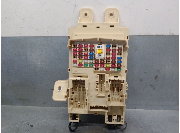 Recambio de caja reles / fusibles para hyundai ioniq (ae) 1.6 gdi hybrid referencia OEM IAM 91950G2240  