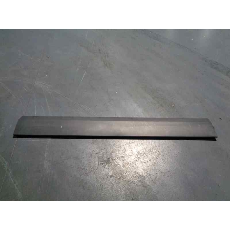 Recambio de moldura para mercedes sprinter iii furgón fwd 2.1 cdi cat referencia OEM IAM A9066901000  