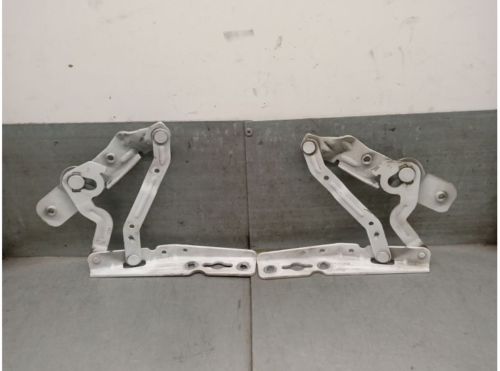 Recambio de bisagra capot para ford transit connect v408 furgoneta/monovolumen 1.5 tdci referencia OEM IAM AM5116800AHLH 2003247