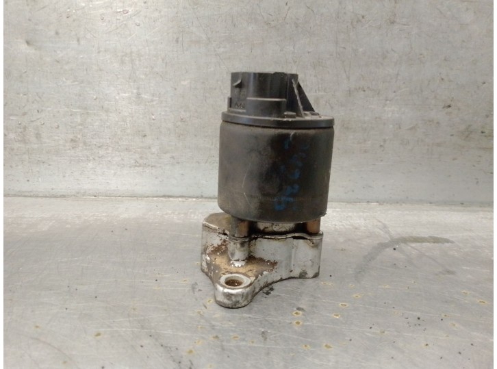 Recambio de valvula egr para opel astra g berlina 1.6 16v referencia OEM IAM 17098361 5851025 