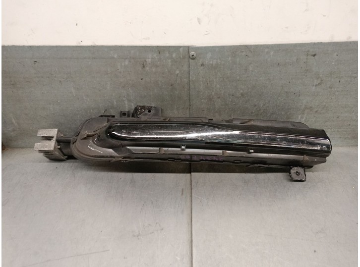 Recambio de piloto delantero derecho para volvo v40 hatchback (525) d3 referencia OEM IAM 31290579 31290579 