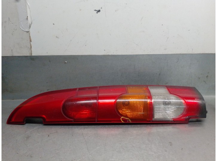 Recambio de piloto trasero izquierdo para nissan kubistar (x76) 1.5 dci turbodiesel cat referencia OEM IAM 26555 26555 