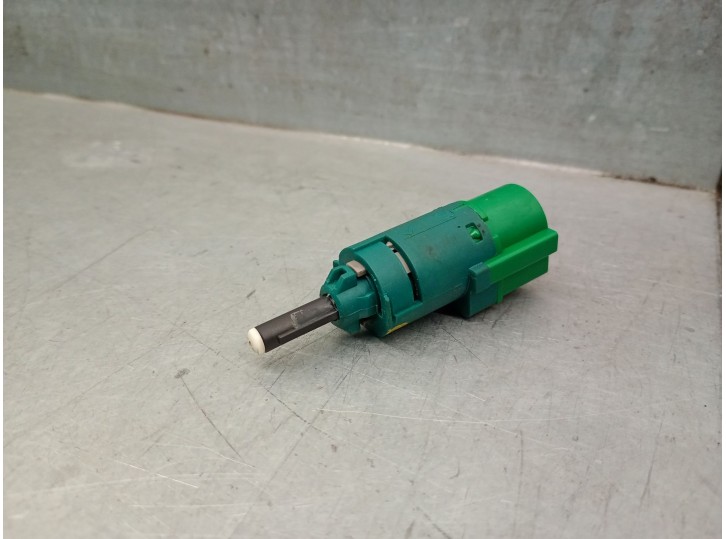 Recambio de interruptor para citroën ds5 2.0 bluehdi 150 referencia OEM IAM 9804869480  