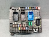 Recambio de caja reles / fusibles para citroën ds5 2.0 bluehdi 150 referencia OEM IAM 9810296480 
