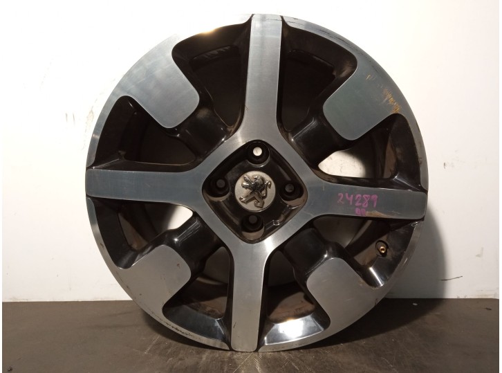 Recambio de llanta para peugeot 308 1.6 16v hdi referencia OEM IAM 9800494077 R176.5JX17CH4-19 