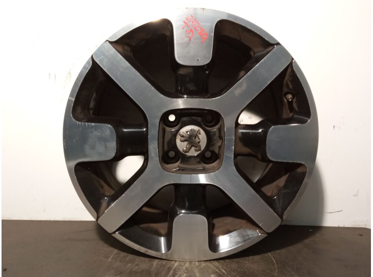 Recambio de llanta para peugeot 308 1.6 16v hdi referencia OEM IAM 9800494077 R176.5JX17CH4-19 