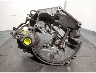 Recambio de caja cambios para citroën saxo 1.4 referencia OEM IAM 20CE73 2222A8 0613382