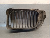 Recambio de rejilla delantera para bmw serie 3 touring (e46) 2.0 16v diesel cat referencia OEM IAM 51137030550 51137042962 