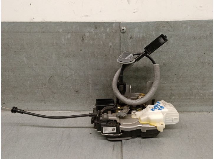 Recambio de cerradura puerta trasera derecha para volvo v40 hatchback (525) d3 referencia OEM IAM 31301432 31391831 