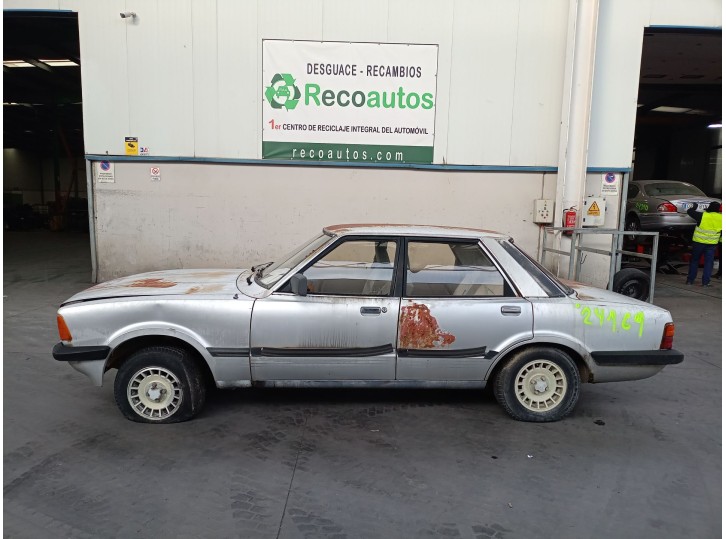 ford taunus ghia berlina del año 1981
