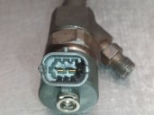 Recambio de inyector para volvo v40 familiar 1.9 diesel cat referencia OEM IAM 0445110021 BOSCH