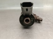 Recambio de inyector para volvo v40 familiar 1.9 diesel cat referencia OEM IAM 7700111014 0445110021