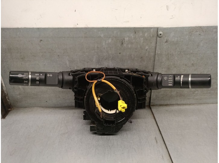 Recambio de mando luces para mazda 6 hatchback (gh) 2.2 mzr-cd (gh10) referencia OEM IAM D65166CS0 D651661B1 