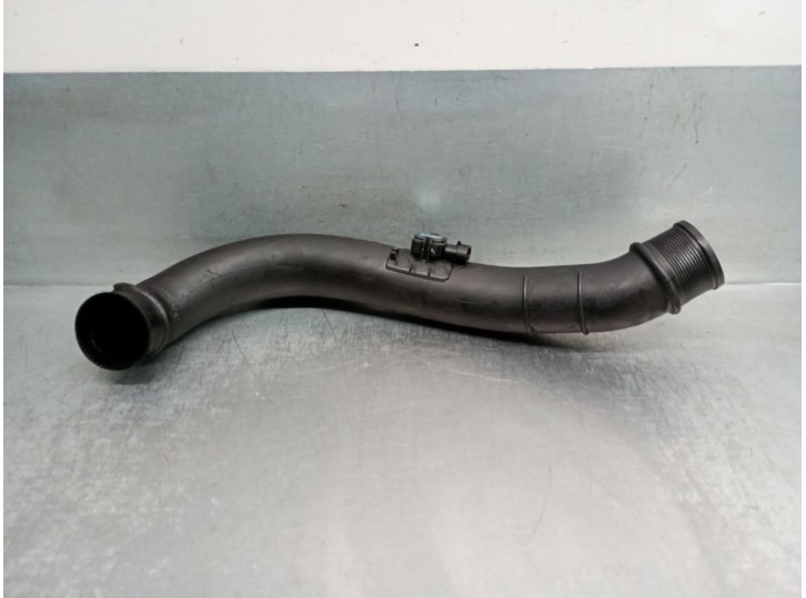 Recambio de tubo para volvo v40 familiar 1.9 diesel cat referencia OEM IAM 30620813 30621199 WALBRO