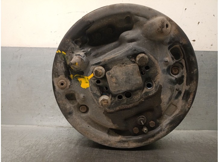 Recambio de mangueta trasera izquierda para ford transit courier b460 furgoneta/monovolumen 1.5 tdci referencia OEM IAM EY162210
