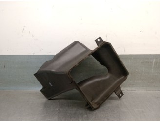 Recambio de moldura para mazda 6 hatchback (gh) 2.2 mzr-cd (gh10) referencia OEM IAM R2BF13566 R2BF13566 