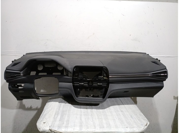 Recambio de salpicadero para hyundai ioniq (ae) 1.6 gdi hybrid referencia OEM IAM 84710G2AB0 84710G2AB0