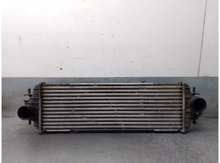 Recambio de intercooler para renault trafic caja cerrada (ab 4.01) 1.9 diesel referencia OEM IAM 7700312903 7700312903 VALEO