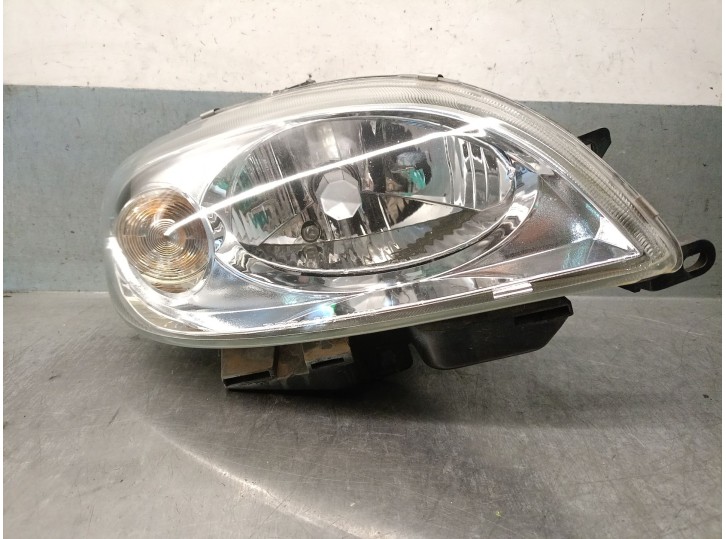 Recambio de faro derecho para citroën saxo 1.5 d sx referencia OEM IAM 6205W2 6205W2 