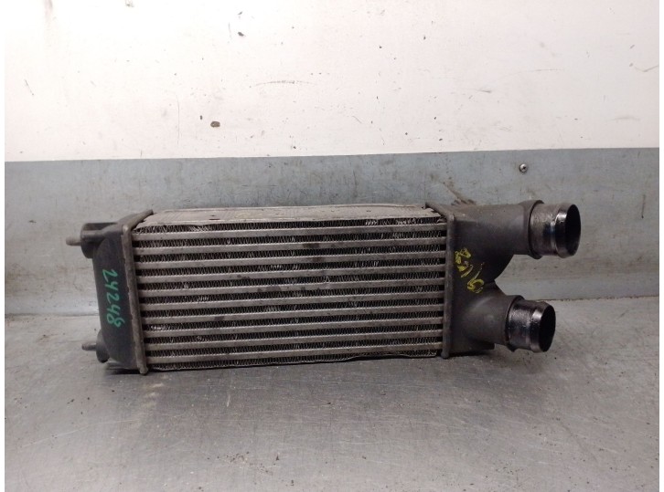 Recambio de intercooler para peugeot partner kombi 1.6 16v hdi cat referencia OEM IAM 9682434580 0384L9 VALEO