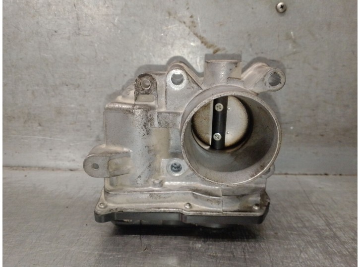 Recambio de caja mariposa para dacia sandero ii 1.2 16v cat referencia OEM IAM 8200284968 8200568712 