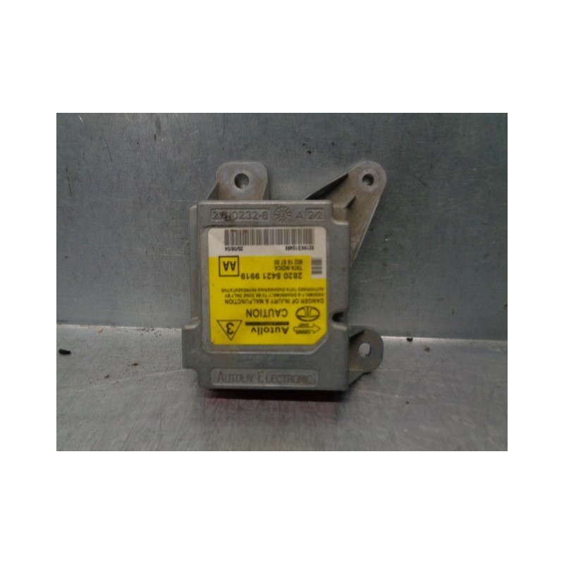 Recambio de centralita airbag para tata indica referencia OEM IAM 282054219919 602168700 AUTOLIV