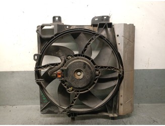 Recambio de electroventilador para peugeot 208 1.2 12v vti referencia OEM IAM 9812028580 9812028580 M159983E VALEO