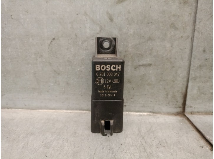 Recambio de caja precalentamiento para volvo v40 hatchback (525) d3 referencia OEM IAM 31342686 0281003047 BOSCH