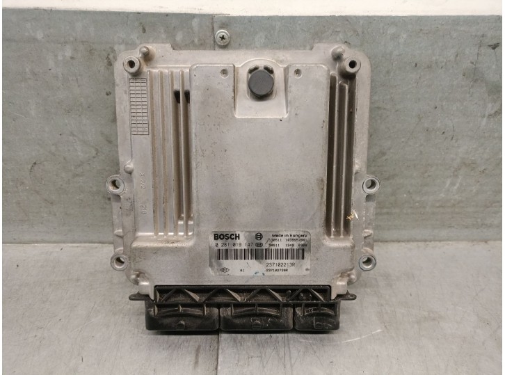 Replacement engine control unit (ECU) for Dacia Lodgy 1.5 dCi diesel FAP CAT OEM IAM reference 237102213R 0281019147 BOSCH