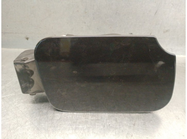 Recambio de tapa exterior combustible para peugeot 407 st sport referencia OEM IAM 1517A6 1517A6 