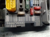 Recambio de caja reles / fusibles para peugeot 308 sport referencia OEM IAM 9666700480  