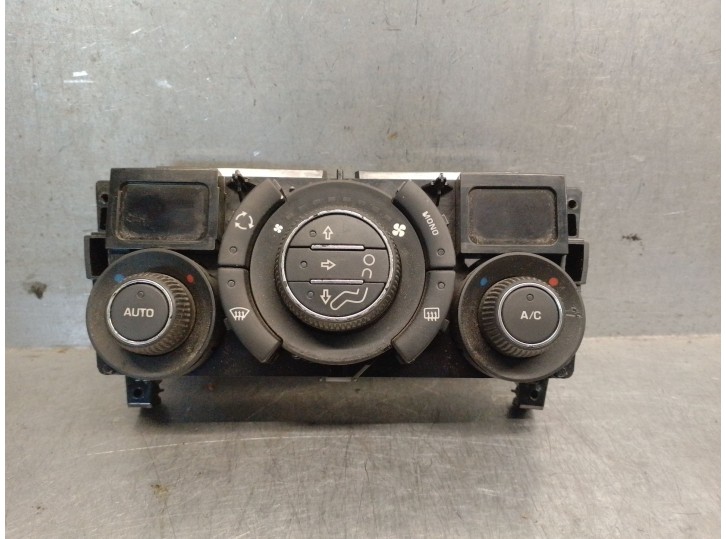 Recambio de mando climatizador para peugeot 308 sport referencia OEM IAM 96718462XT 6452J4 