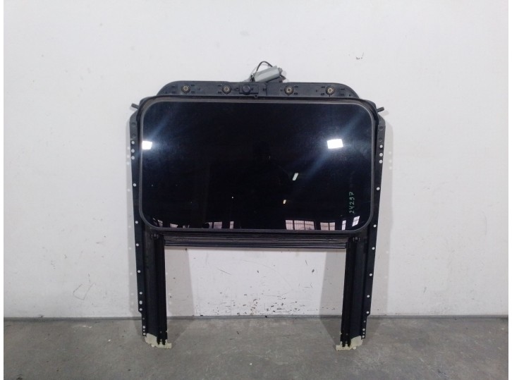 Recambio de techo electrico para seat toledo iii (5p2) 2.0 fsi referencia OEM IAM 5M0877049A 5M0877049A 