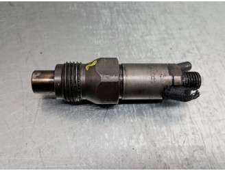 Recambio de inyector para citroën xsara break 1.9 td sx referencia OEM IAM LCR6734303G  LUCAS