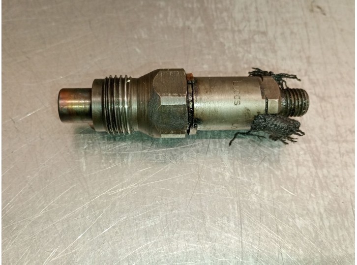 Recambio de inyector para citroën xsara break 1.9 td sx referencia OEM IAM LCR6734303G  LUCAS