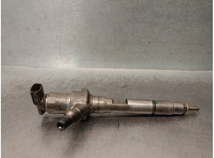 Recambio de inyector para mazda 6 hatchback (gh) 2.2 mzr-cd (gh10) referencia OEM IAM R2AA13H50  DENSO