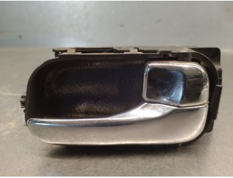 Replacement front right interior door handle for Nissan Primera sedan (P11) 2.0 turbodiesel cat OEM IAM reference 806709F50