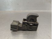 Replacement front right window switch for Nissan Primera Saloon (P11) 2.0 Turbodiesel CAT OEM IAM reference 254112F0