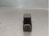Replacement front right window switch for Nissan Primera Saloon (P11) 2.0 Turbodiesel CAT OEM IAM reference 254112F0