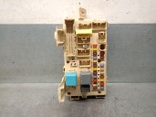 Recambio de caja reles / fusibles para toyota avensis berlina (t25) 2.2 d-4d cat referencia OEM IAM 82641CA010F 