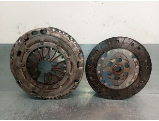 Recambio de kit embrague para seat leon (1p1) 1.9 tdi referencia OEM IAM 03G141015N 03G141015N SACHS