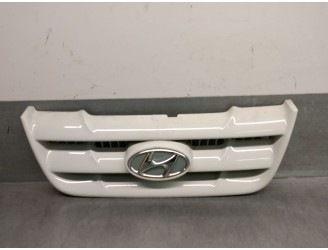 Recambio de rejilla delantera para hyundai matrix (fc) 1.5 crdi referencia OEM IAM 8636117010 8636117010 